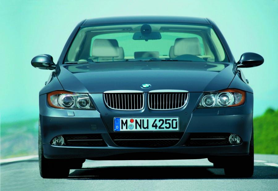  BMW 3-Series 2006 года  (фото 75 из 108)